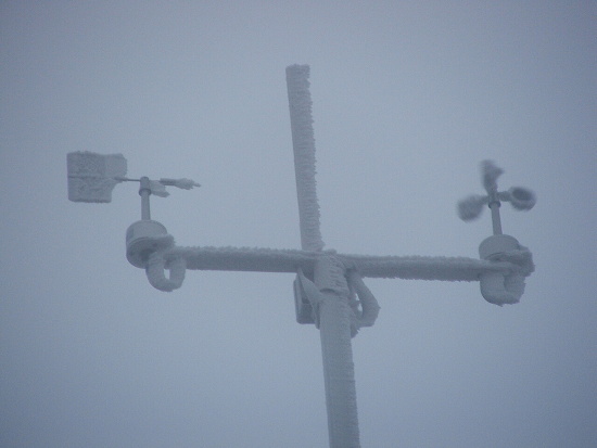 Námraza na větroměrných čidlech